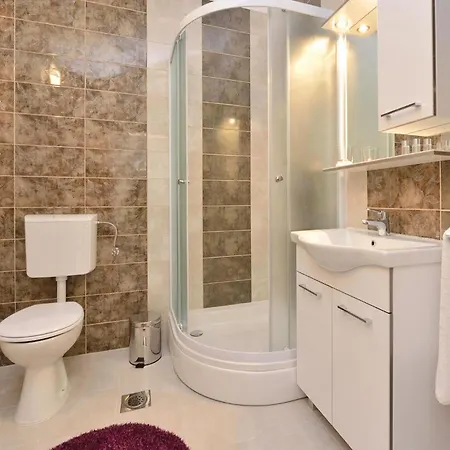 Amazing In Vrsi-mulo With Kitchen Apartment