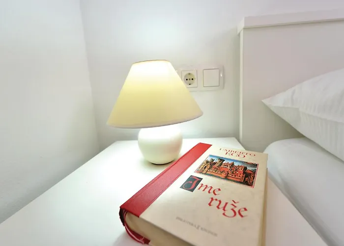 アパート Vrsi-mulo 02 *